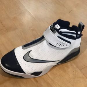 Nike 2016 flight